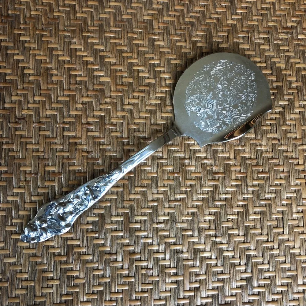 Vintage Raimond Tomato Server Silver Plate Ornate Floral